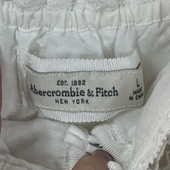 Abercrombie & Fitch White Lace Crochet Cami Tank Top Women’s Large Scalloped Hem - Picture 3 of 3